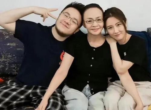 娱乐八卦爆料姐妹吃瓜视频,姐妹吃瓜视频，独家爆料大揭秘！